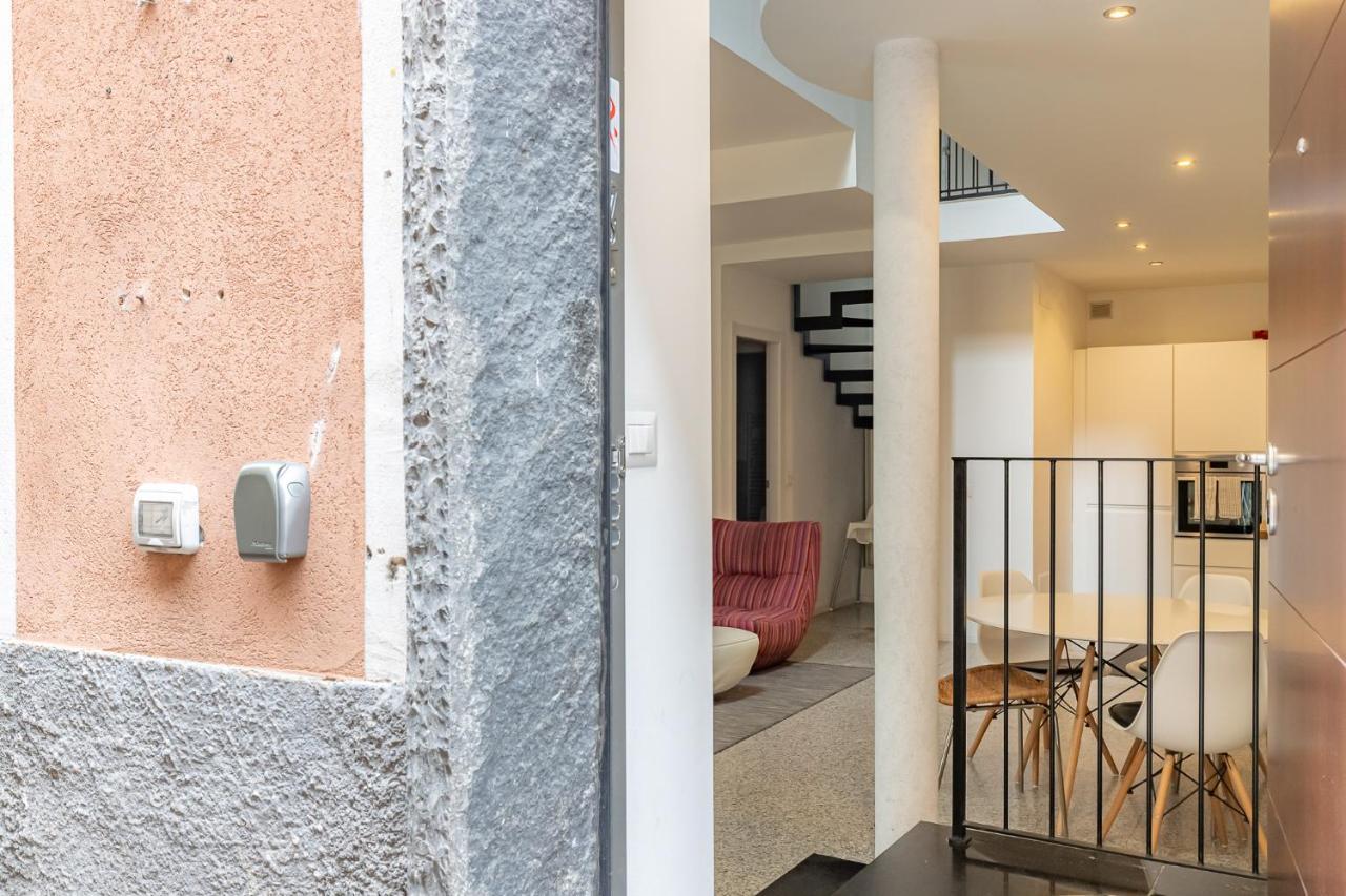 Appartement Moderno Loft A Due Passi Dal Lago à Torno Extérieur photo